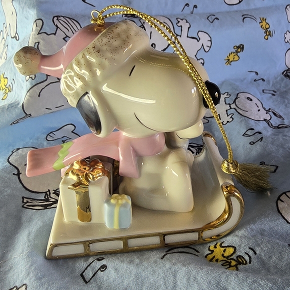 Lenox Snoopy Holiday Cheer Ornament - White, Pink, Gold - Picture 6 of 9